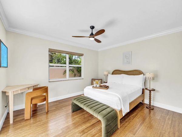 Fort Lauderdale Vacation Rental - Courtyard Pool Home Near Beach